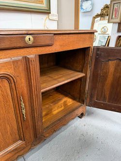 Stunning 19th Century Oak Buffet Moonee Ponds Antiques