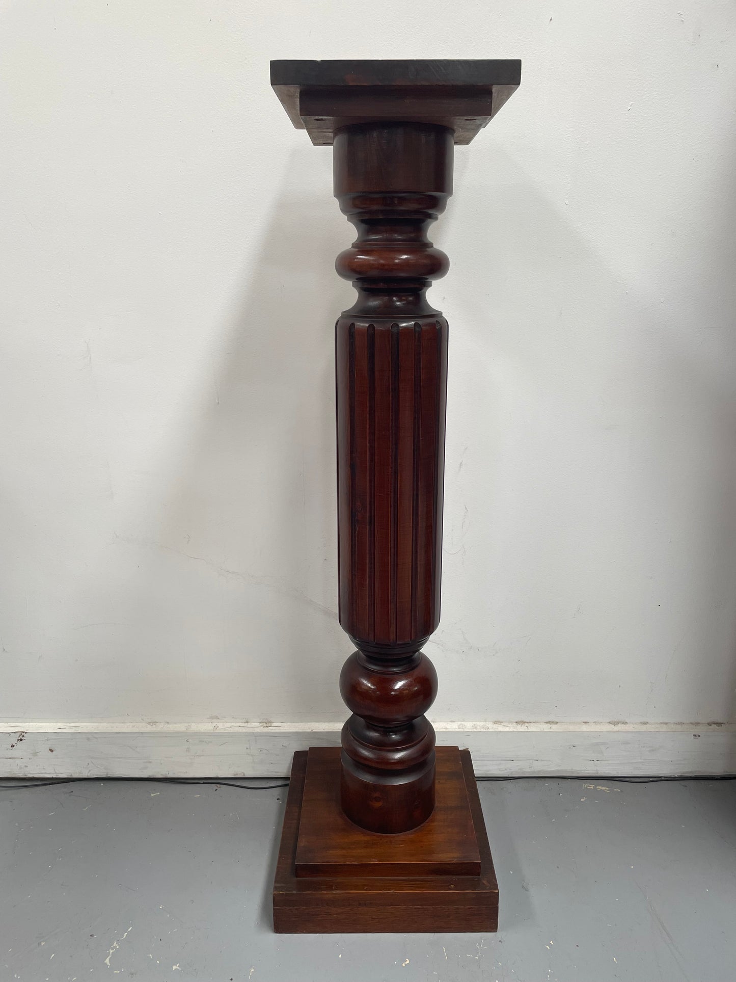 Solid Mahogany Fluted Column Pedestal