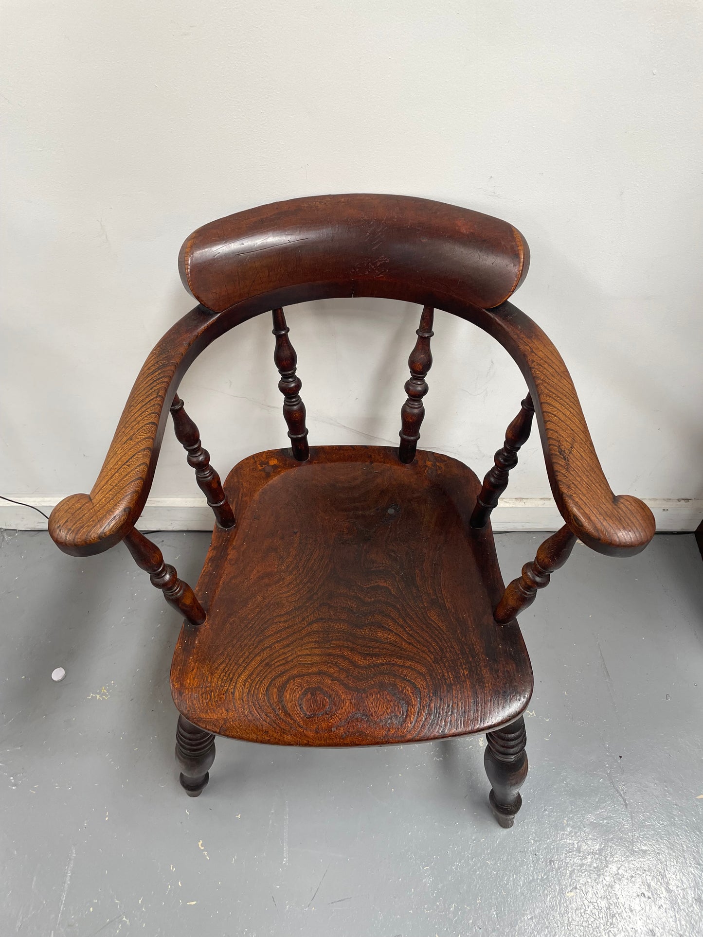 Early 19th Century English Elm Smokers Chair