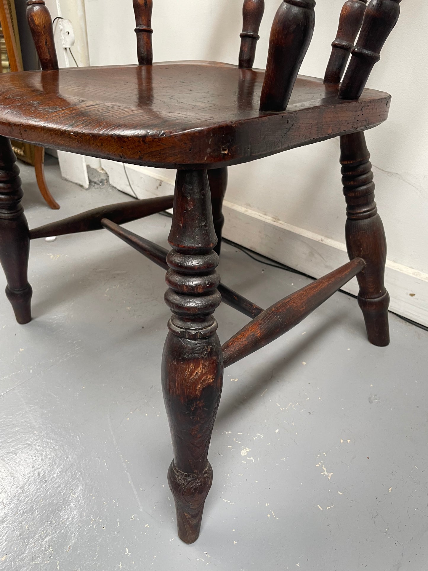 Early 19th Century English Elm Smokers Chair