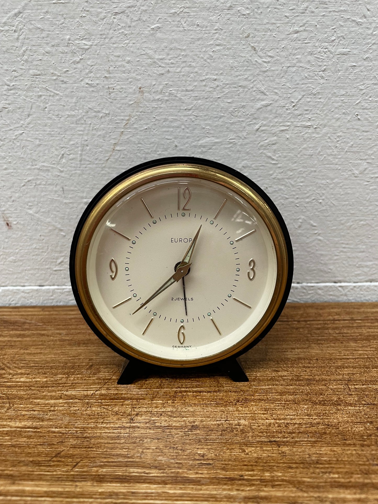 Vintage Europa Traveler Desk Clock