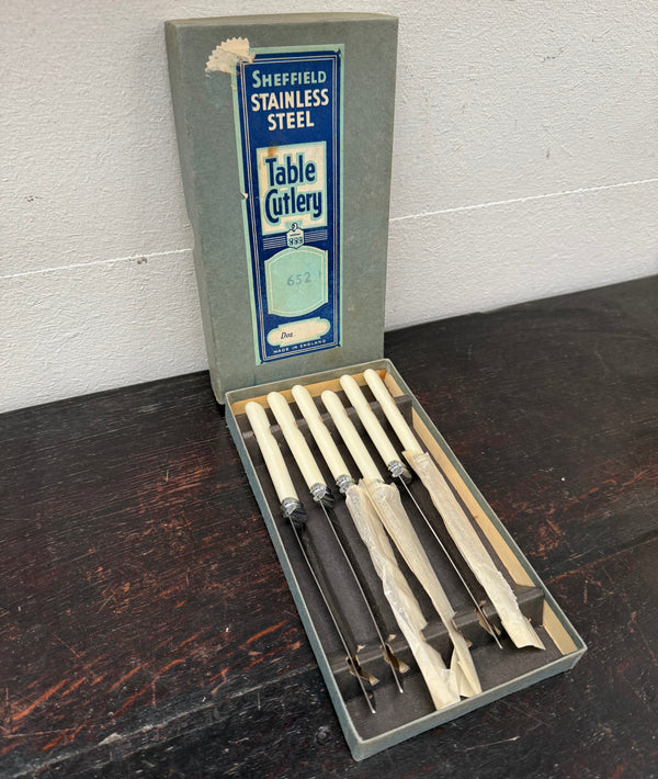 Set 6 Vintage Steak Knives In Original Box