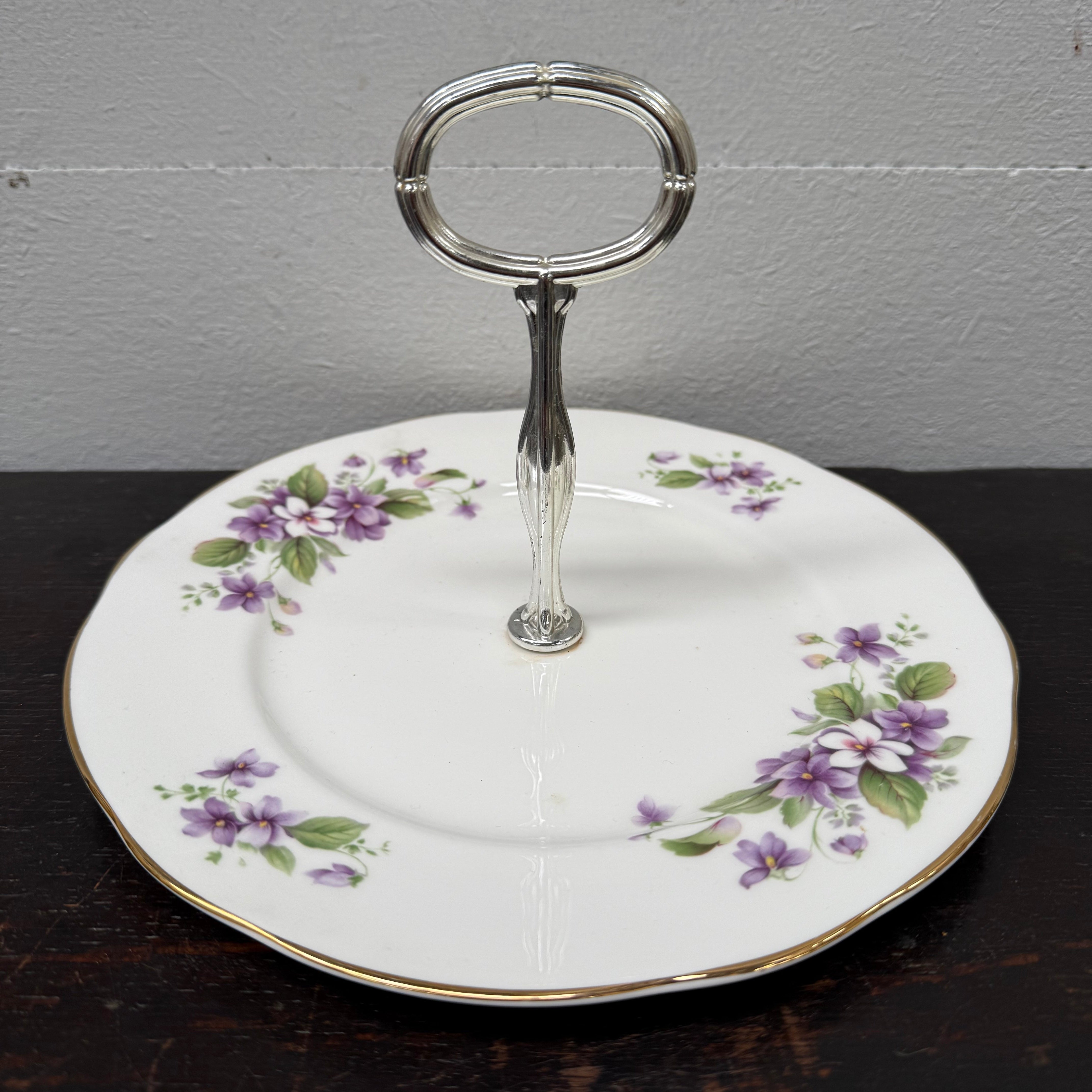 Vintage Cake Serving With Handle