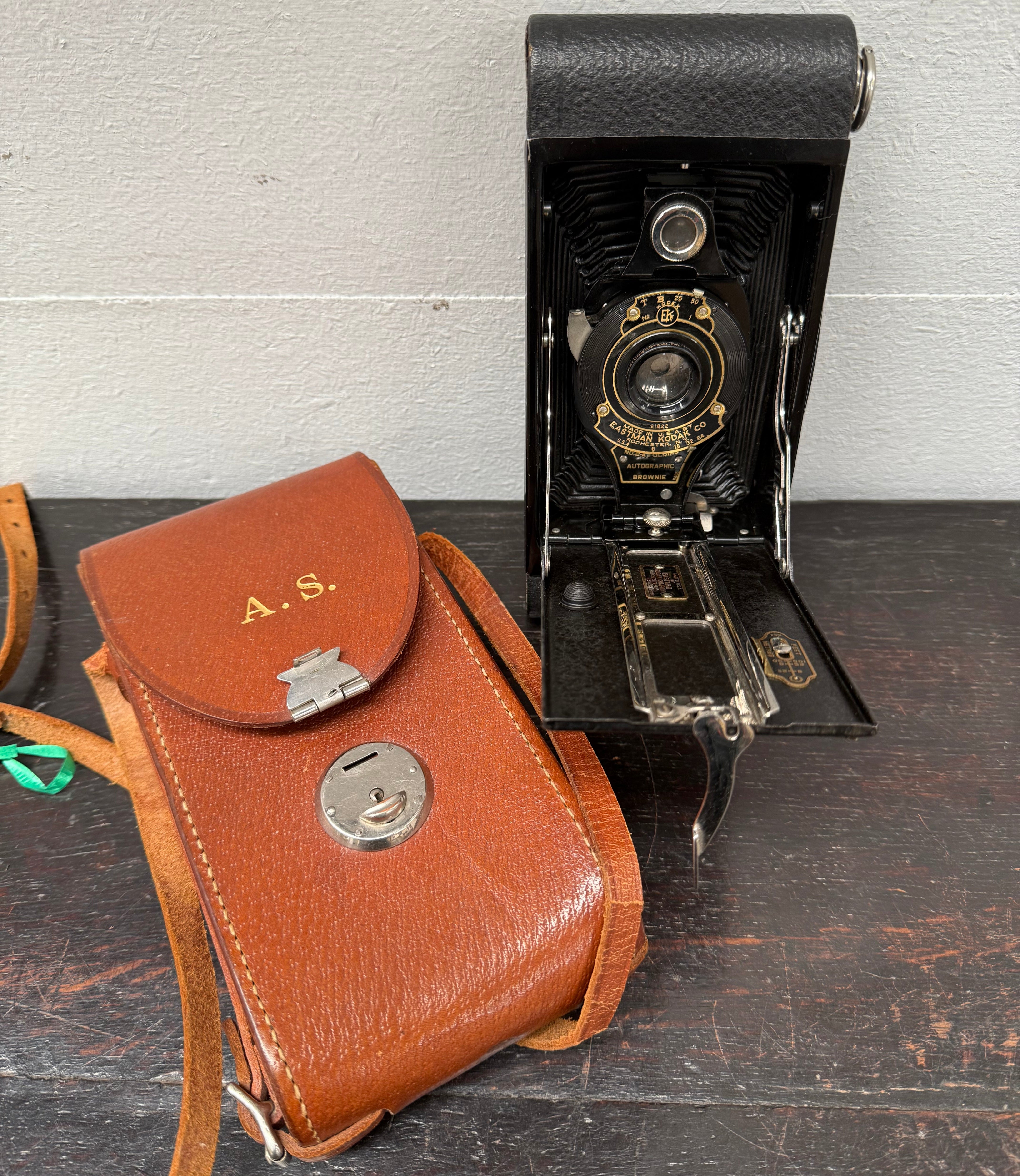 Vintage Kodak No 2A Folding Brownie | Antique & Vintage | Moonee Ponds Antiques | Australia Wide Delivery