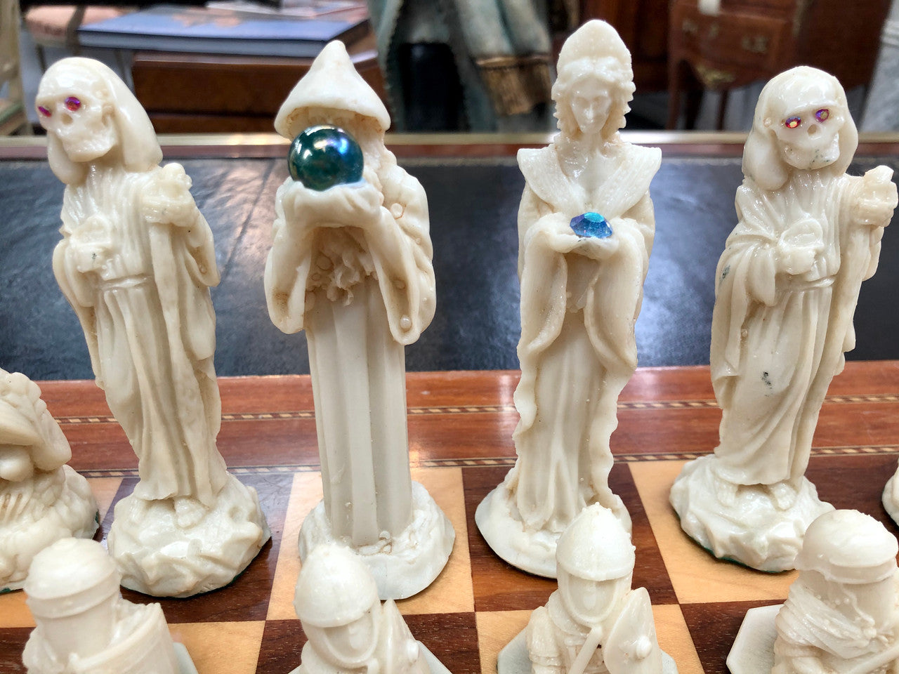 Fabulous Chess Set Hand Crafted By Crisan Craftware From New Zealand