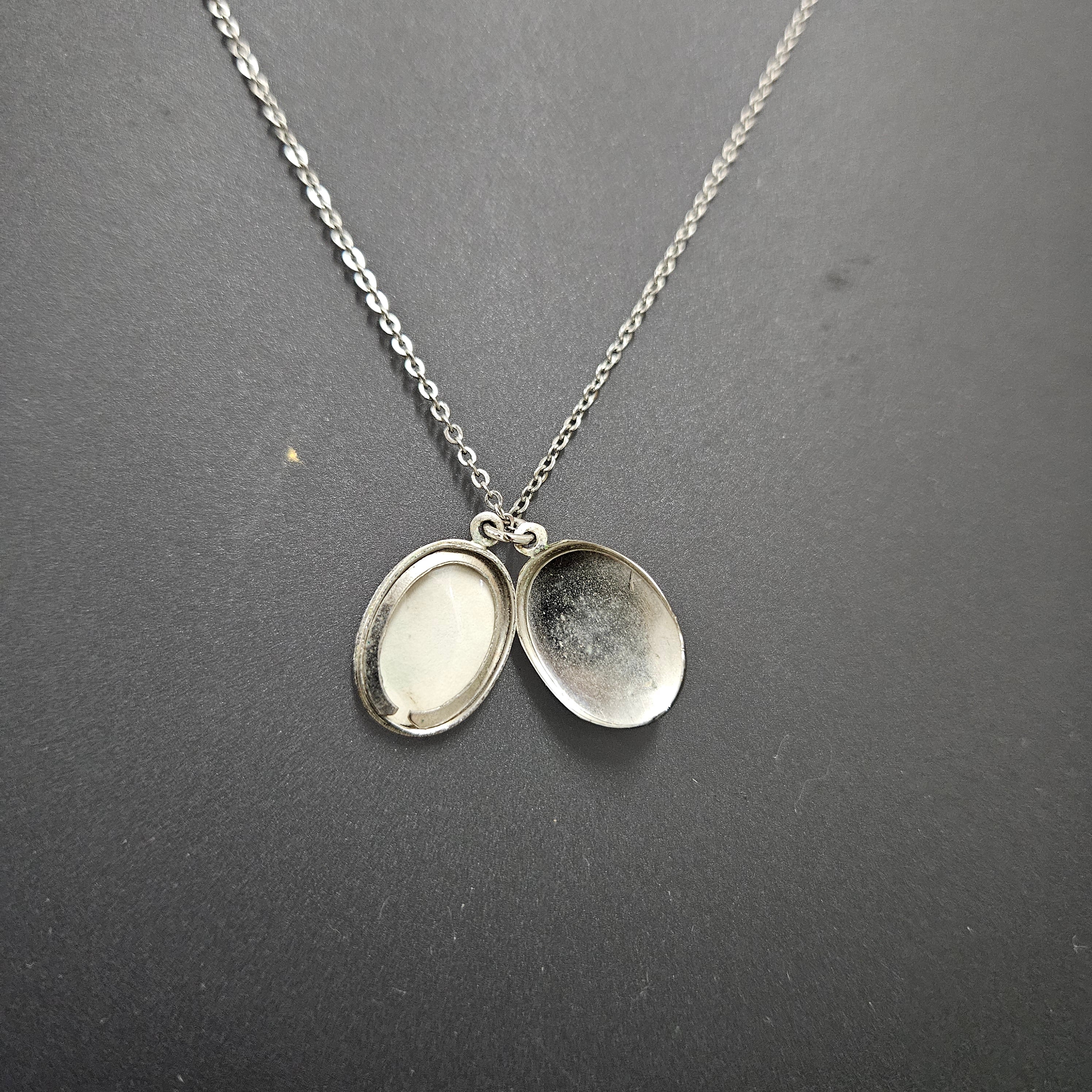 Sterling Silver Locket With Chain | Antique & Vintage | Moonee Ponds Antiques | Australia Wide Delivery