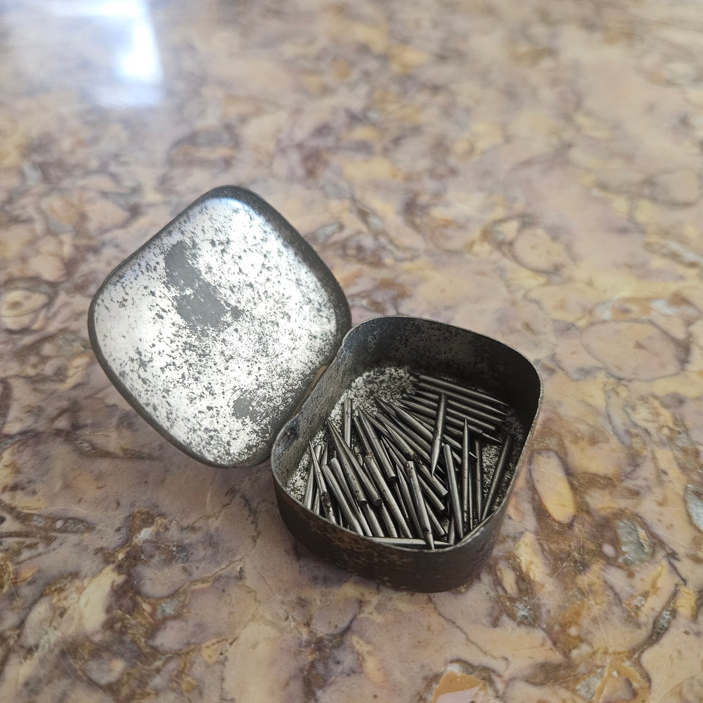 Vintage HMV Gramophone Needle Tin & Needles