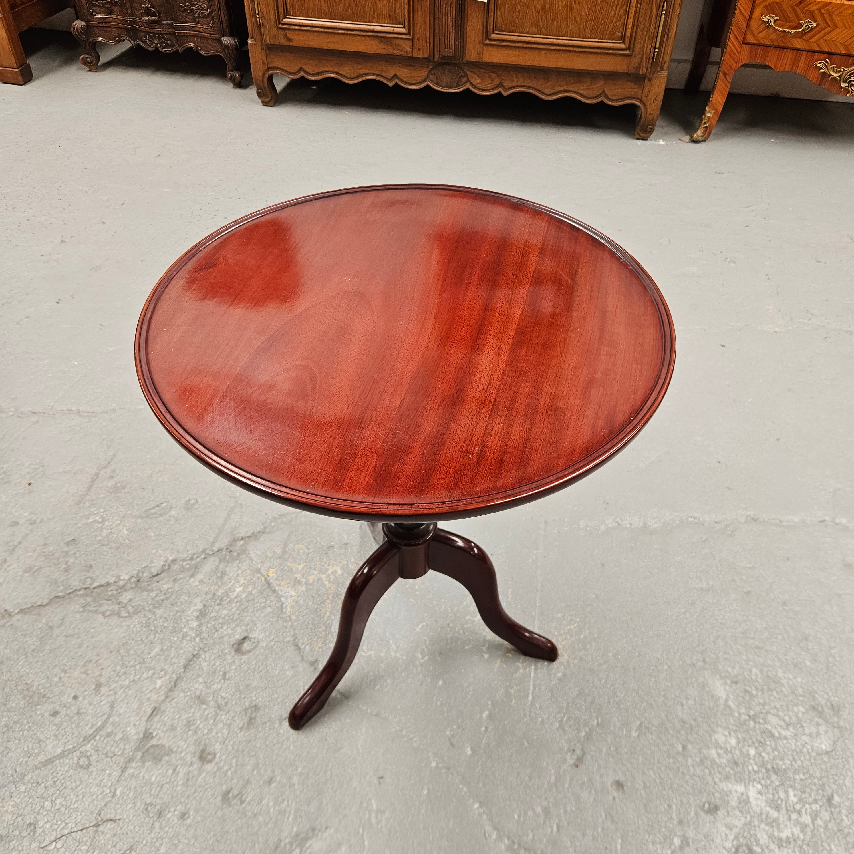Vintage Australian Cedar Wine Table | Antique & Vintage | Moonee Ponds Antiques | Australia Wide Delivery