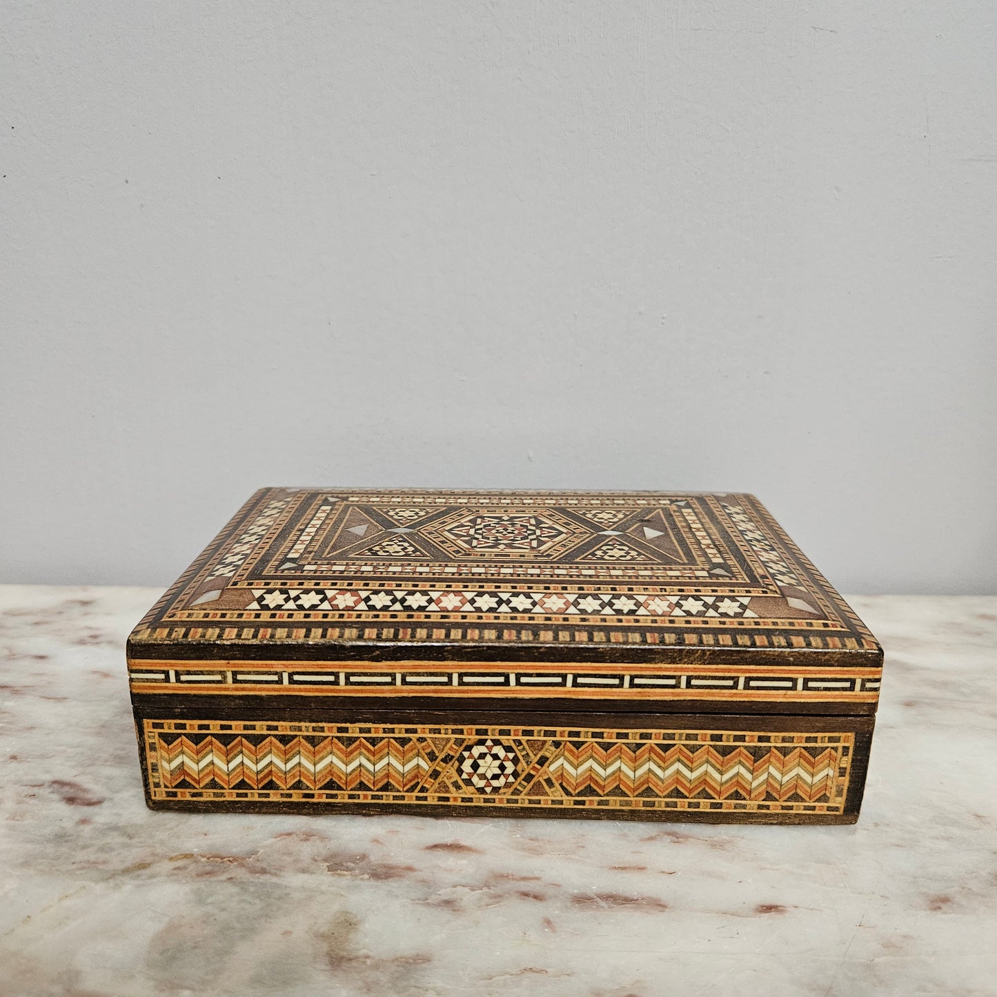 Vintage Syrian Inlaid Trinket/Jewellery Box