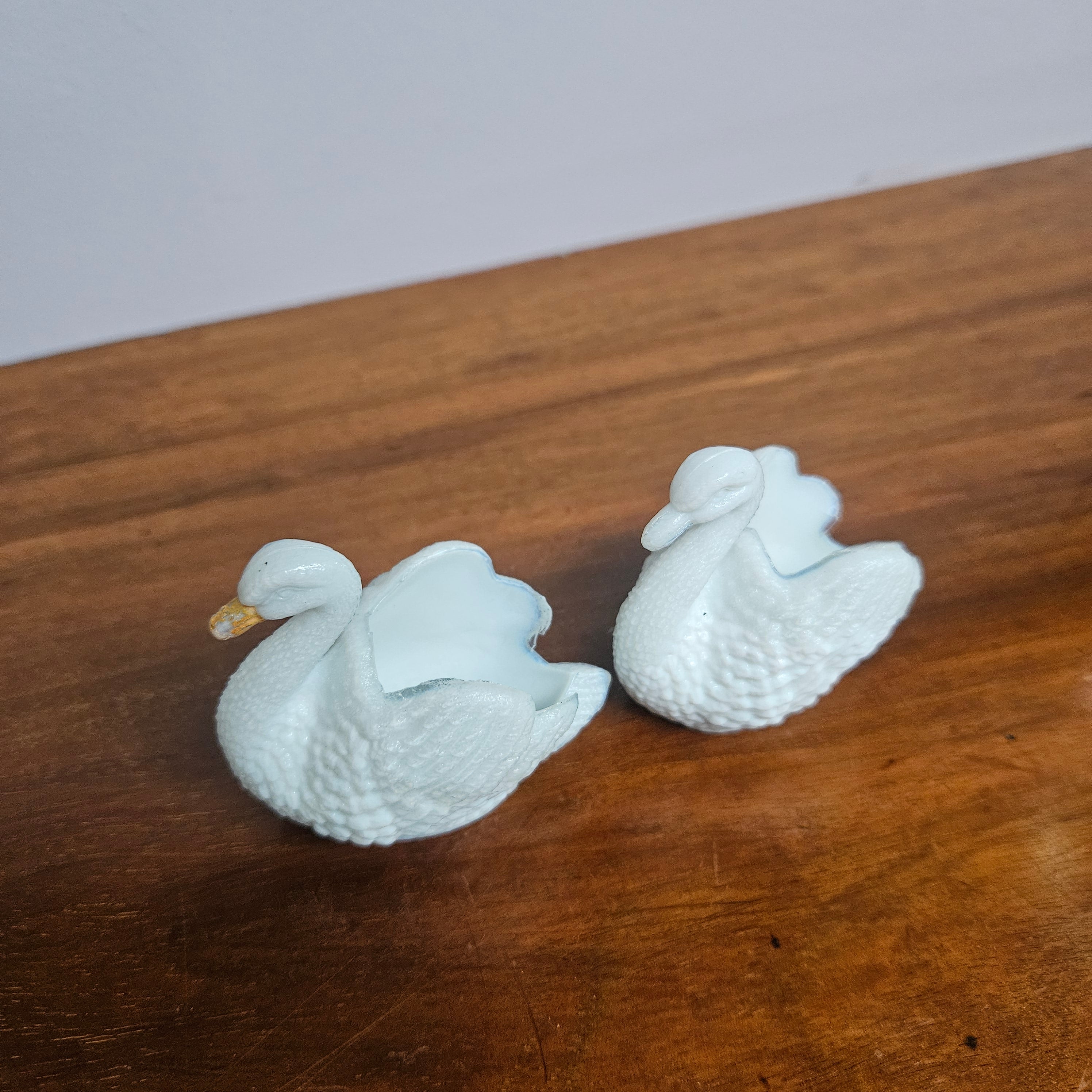 Vintage Pair of Milk Glass Swan Trinket Dishes | Antique & Vintage | Moonee Ponds Antiques | Australia Wide
