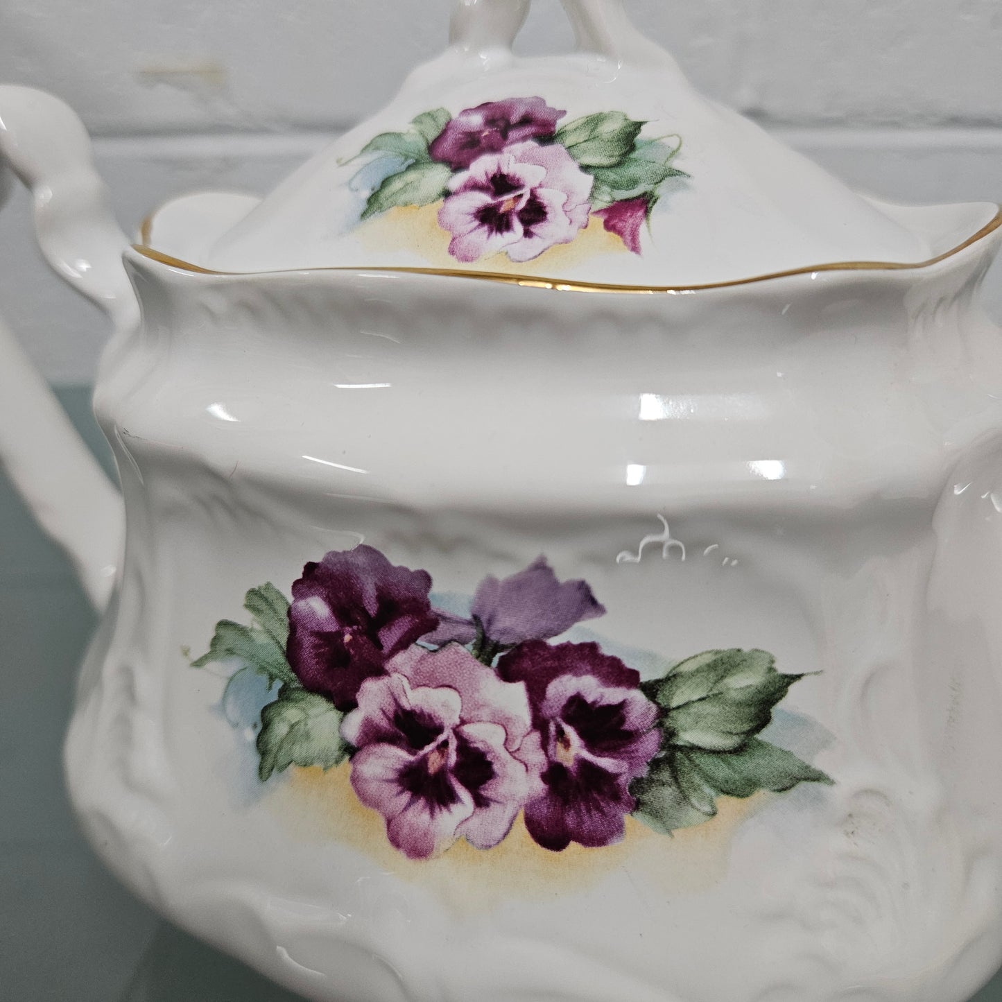 Vintage English Arthur Wood Teapot