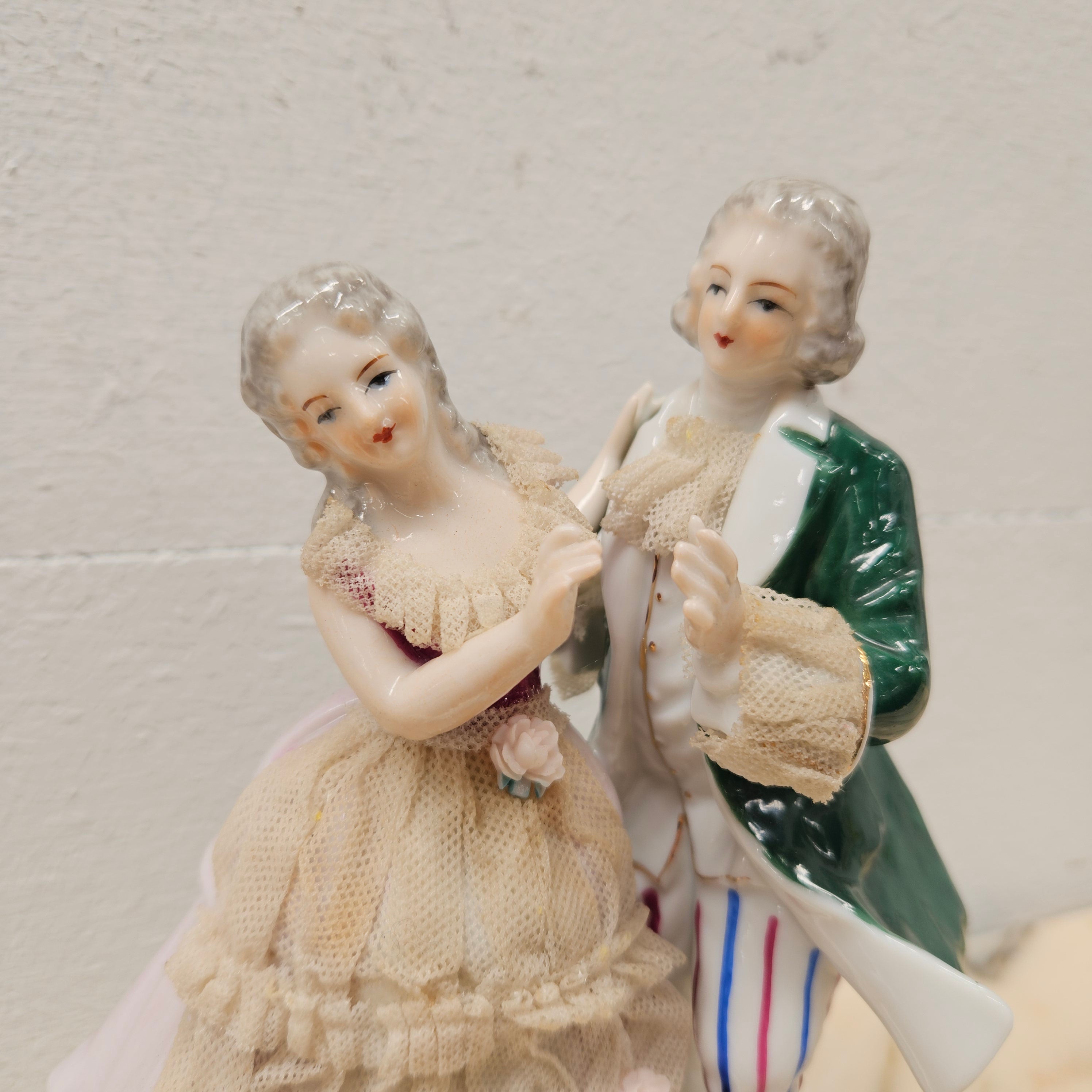 Vintage Capodimonte Lace Figure Group