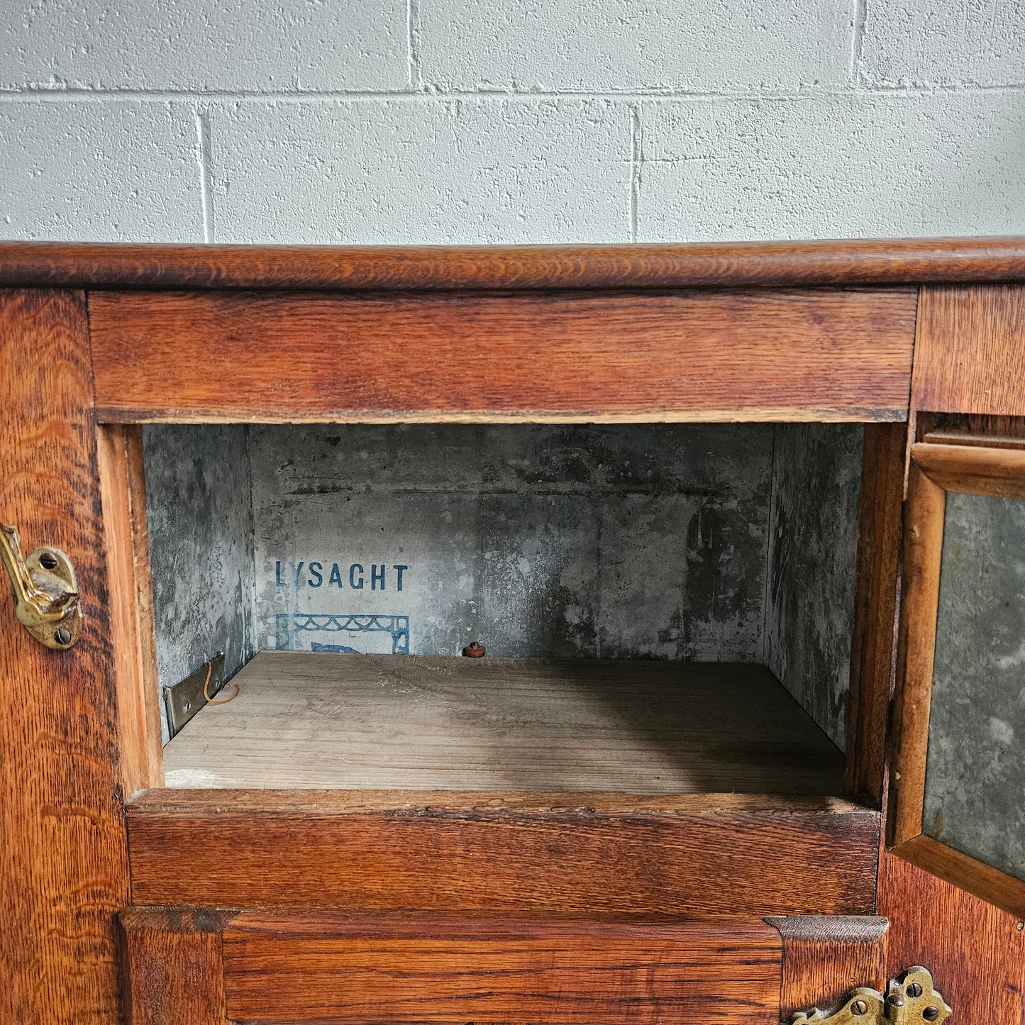 Vintage Oak Ice Chest