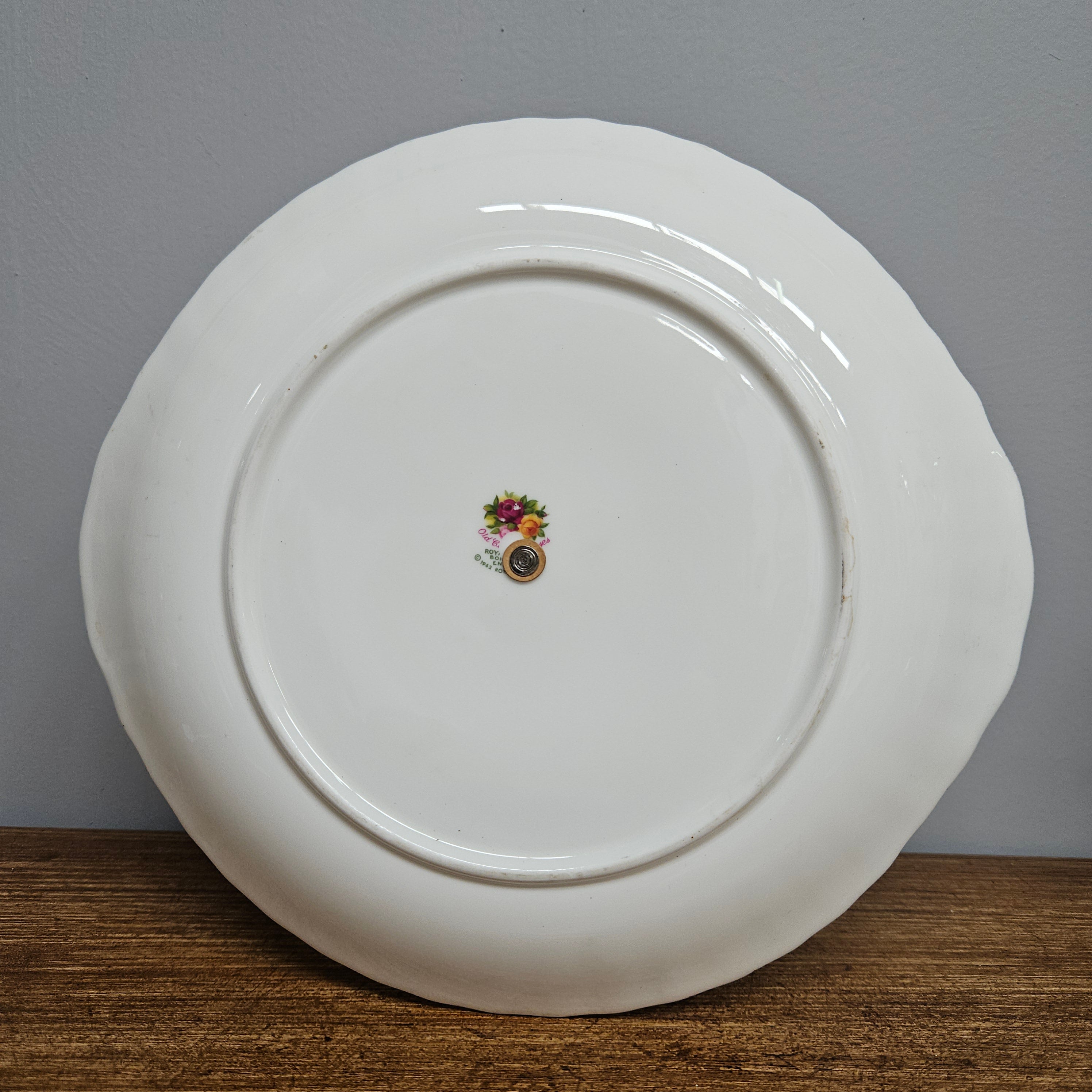Royal Albert "Old Country Roses" Cake Stand | Antique & Vintage | Moonee Ponds Antiques | Australia Wide Delivery