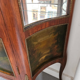 Vintage Louis XVth Style Vitrine