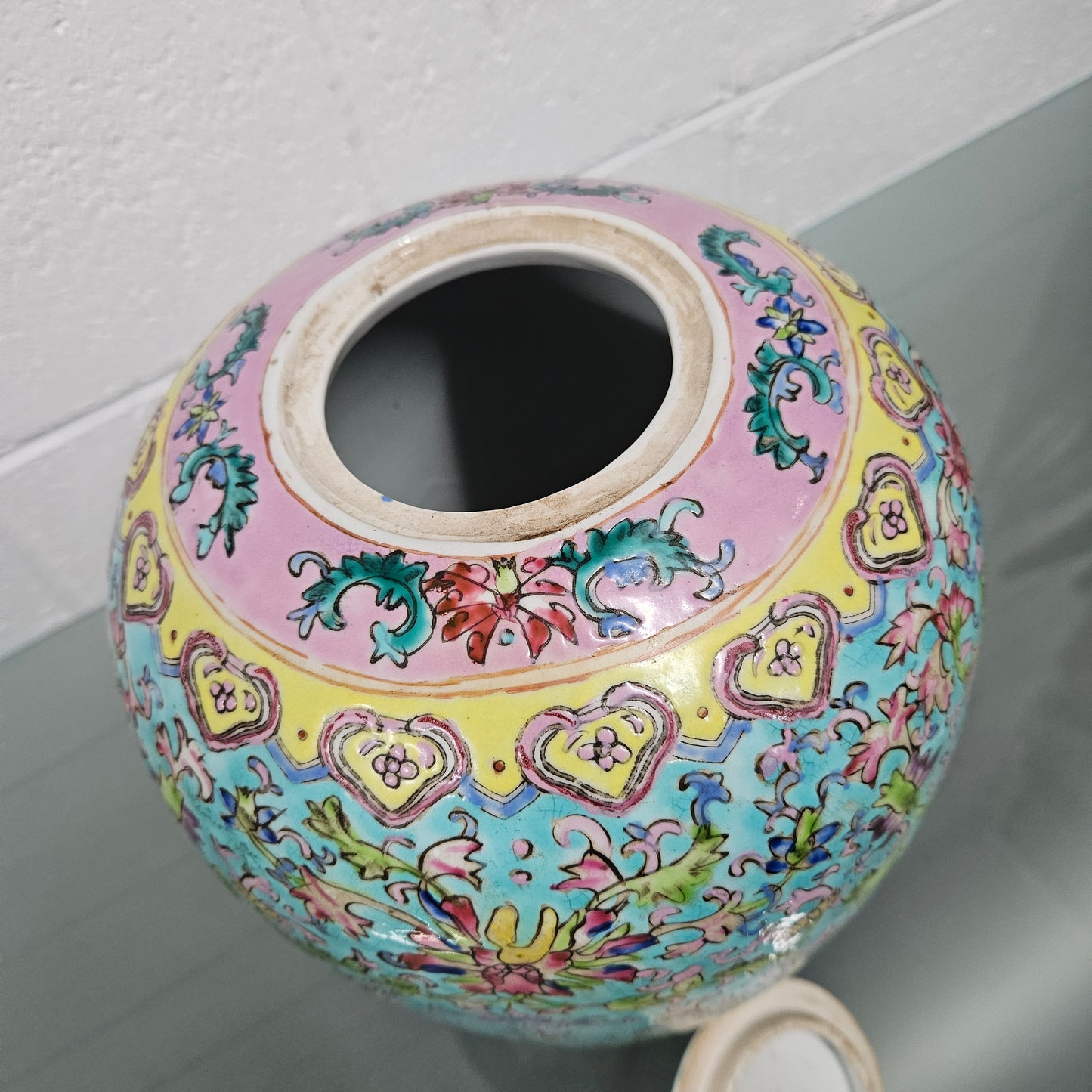 Large Famille-Rose Ginger Jar