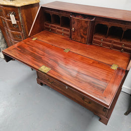 Georgian Bureau