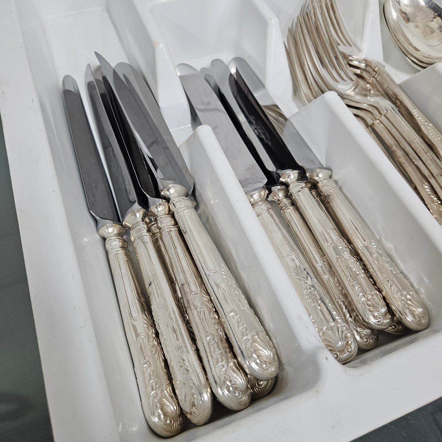 Kings Pattern Cutlery Set by Robert F Mosley Rusnorstain Sheffield