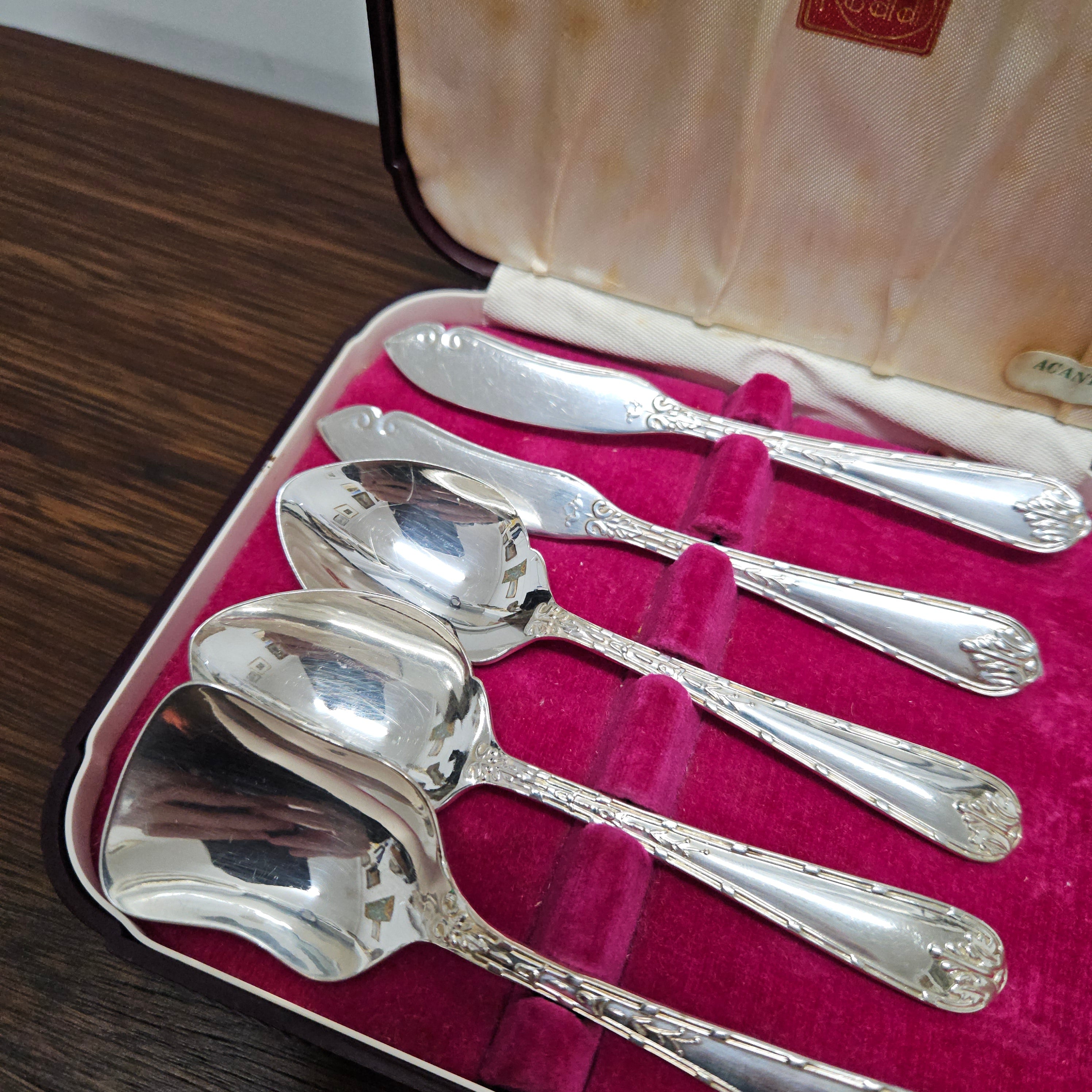 Bakelite Case Rodd EPNS Silver Butter Knives/Tea/Sugar Spoons | Antique & Vintage | Moonee Ponds Antiques | Australia Wide Delivery