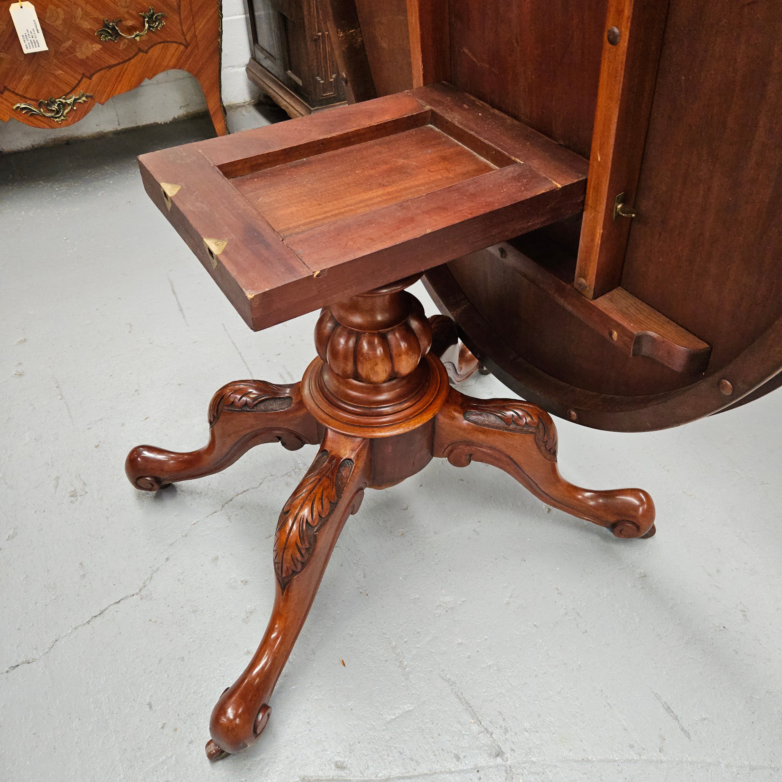 Victorian Oval Mahogany Loo Table | Antique & Vintage | Moonee Ponds Antiques | Australia Wide Delivery