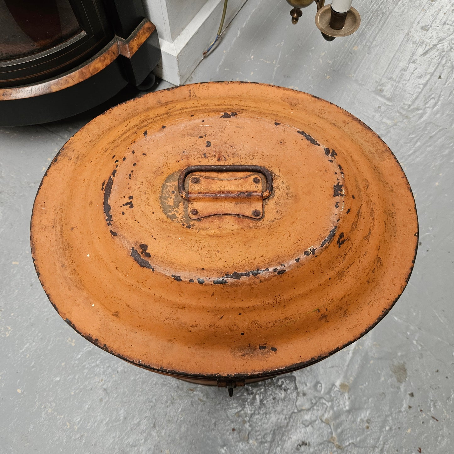 Large Victorian Tin Hat Box