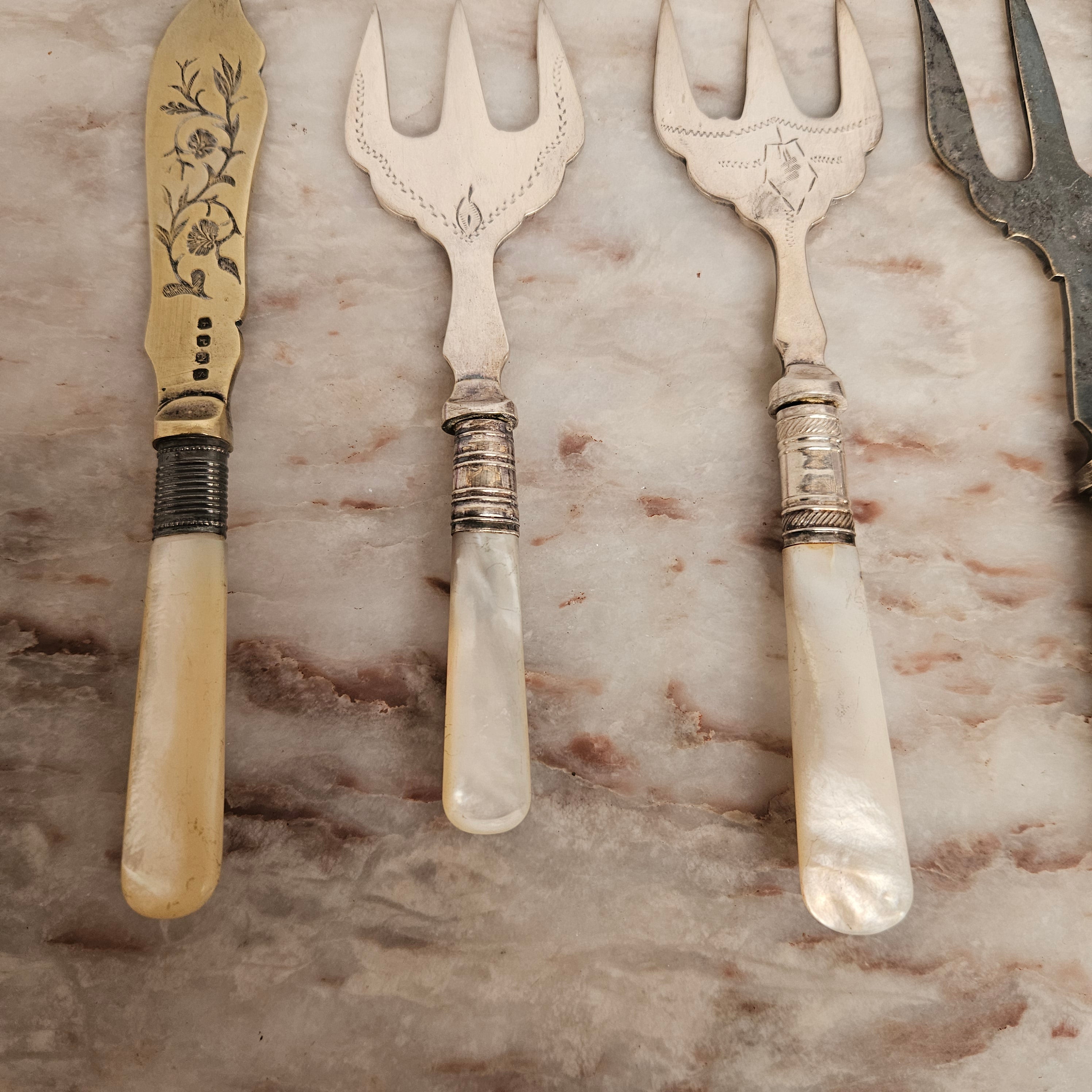Assorted Mother Of Pearl & Silver Plate Cutlery (5 Items) | Antique & Vintage | Moonee Ponds Antiques | Australia Wide