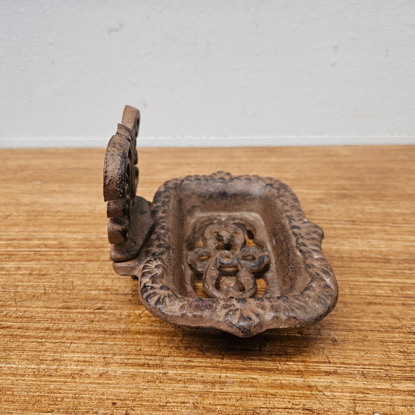 Vintage Cast Iron Soap Dish