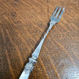 Antique Mother of Pearl & EPNS Pickle Fork