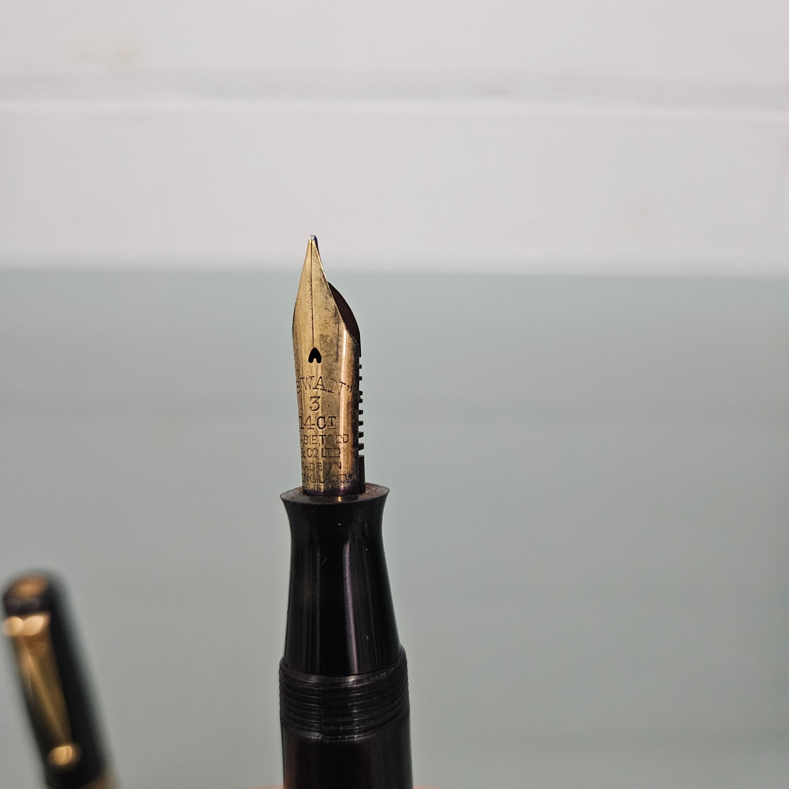 Vintage Swan Summit S 175 Fountain Pen 14ct Gold Nib | Antique & Vintage | Moonee Ponds Antiques | Australia Wide Delivery