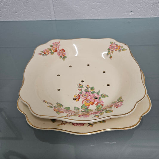 Sunshine J & G Meakin Straining Bowl & Plate