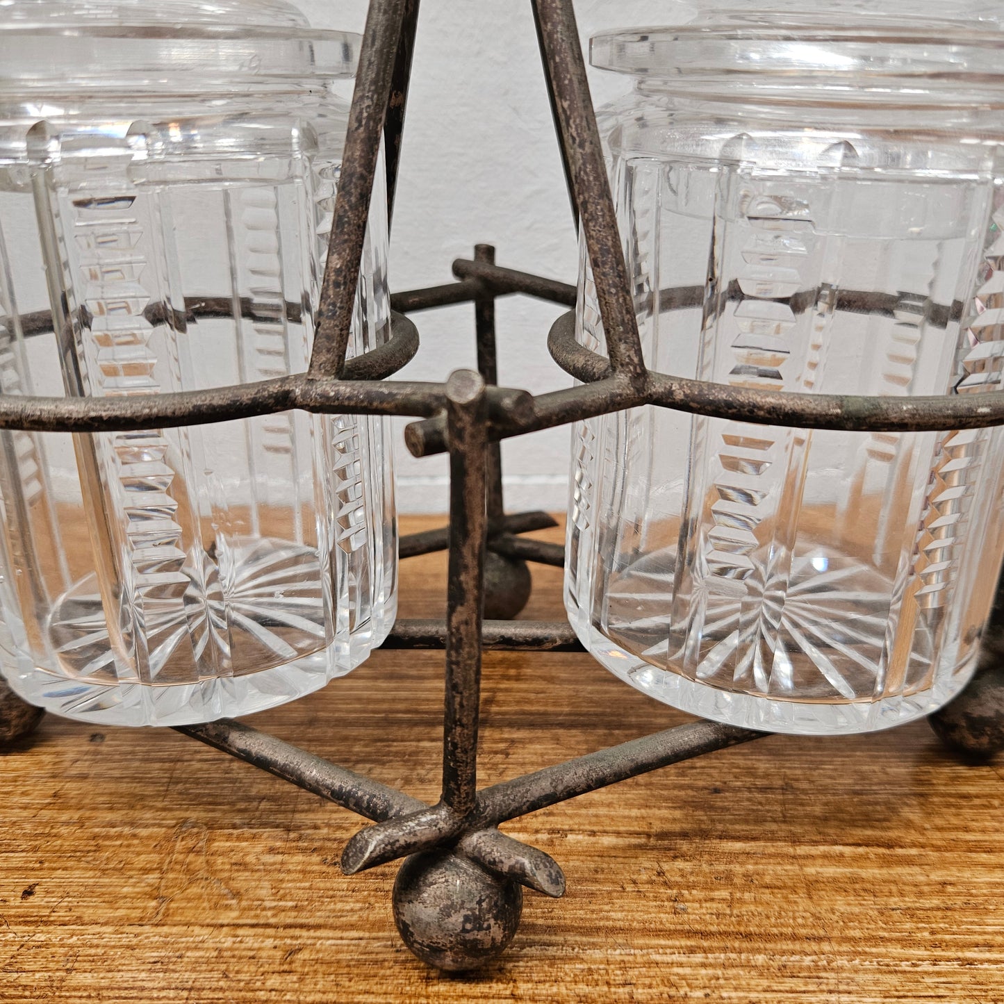 Antique Pick/Olive Glass Set In Stand