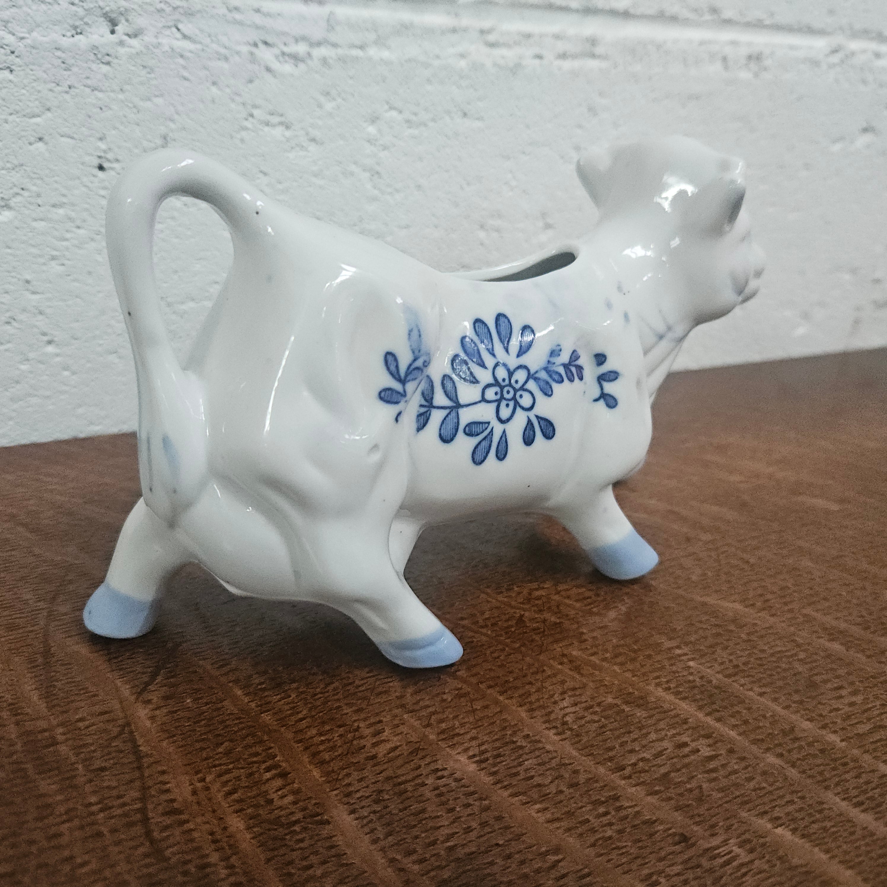 Vintage Blue/White Cow Cream Jug | Antique & Vintage | Moonee Ponds Antiques | Australia Wide Delivery