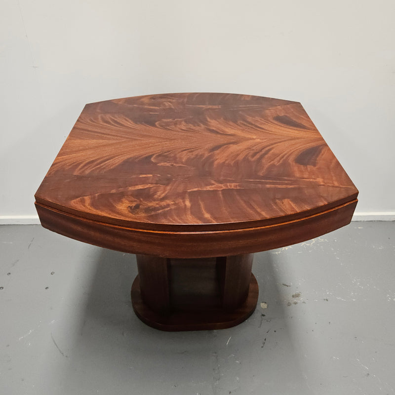 French Art Deco flame mahogany center table. Sourced directly from France it is in good original detailed condition. Circa 1930's