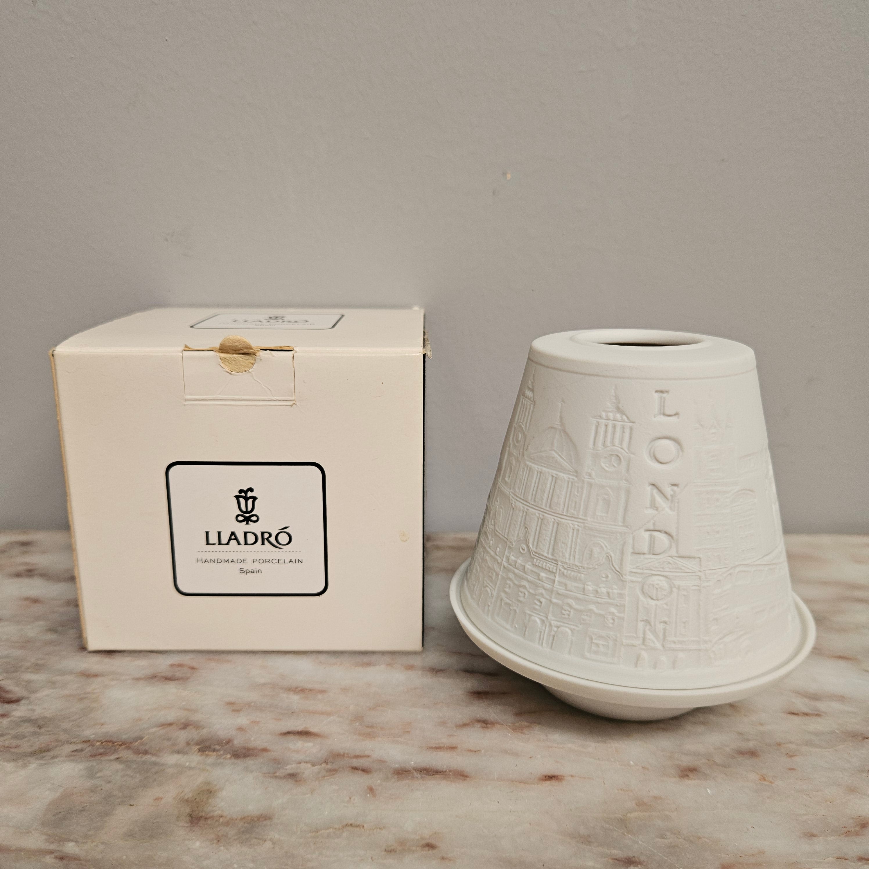 Lladro Porcelain Votive Light Lithophone of London | Antique & Vintage | Moonee Ponds Antiques | Australia Wide Delivery