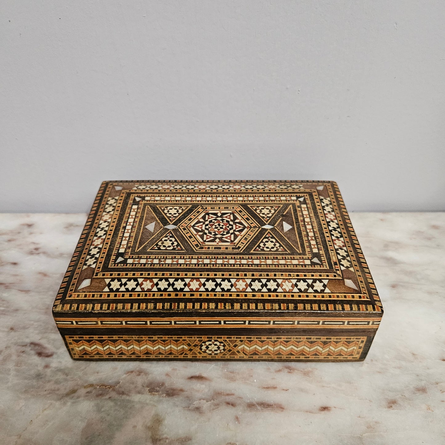 Vintage Syrian Inlaid Trinket/Jewellery Box