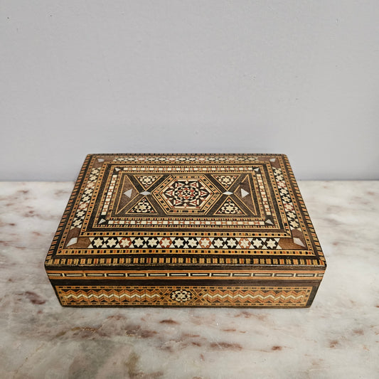 Vintage Syrian Inlaid Trinket/Jewellery Box