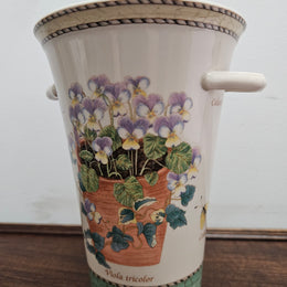 Vintage Wedgwood Sarah's Garden Vase