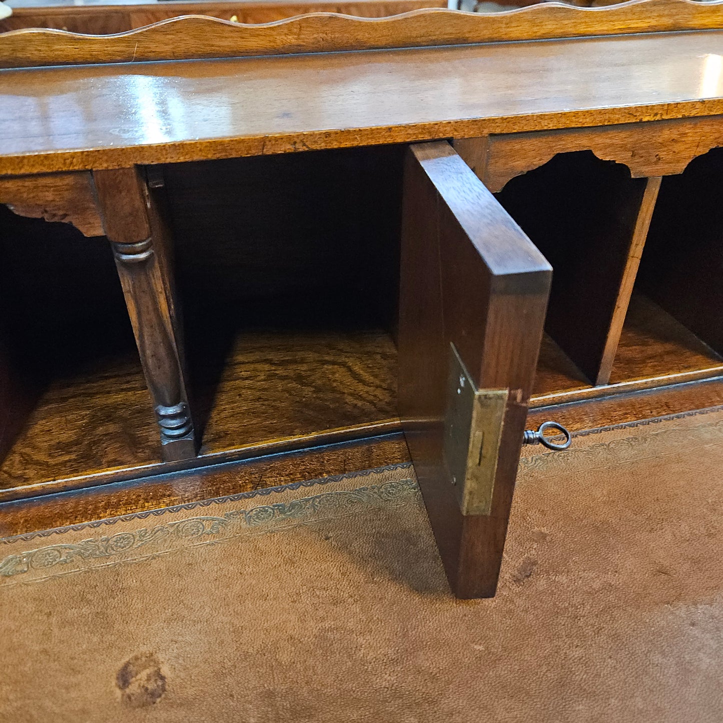 Mahogany Bonheur Du Jour Desk