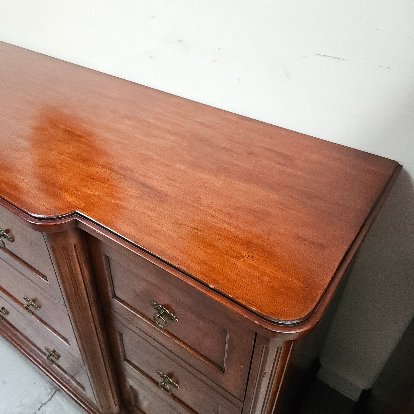 Vintage High Quality Nine Drawer Chest with Burr Walnut Veneer