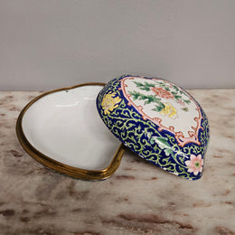 Antique Japanese Decorated Trinket Box