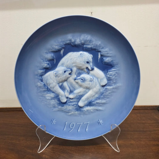Vintage Hutschenreuther 1977 Display Plate