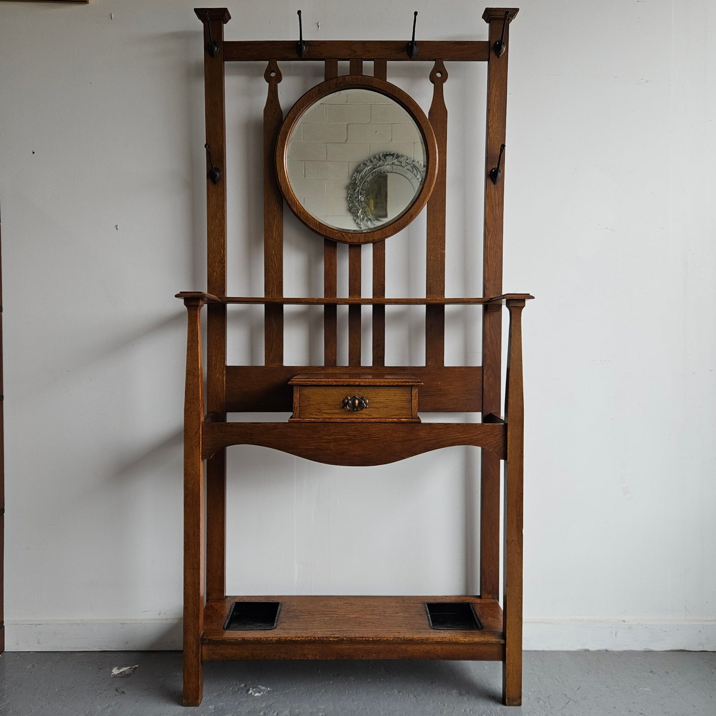 Stunning Arts & Crafts Hallstand