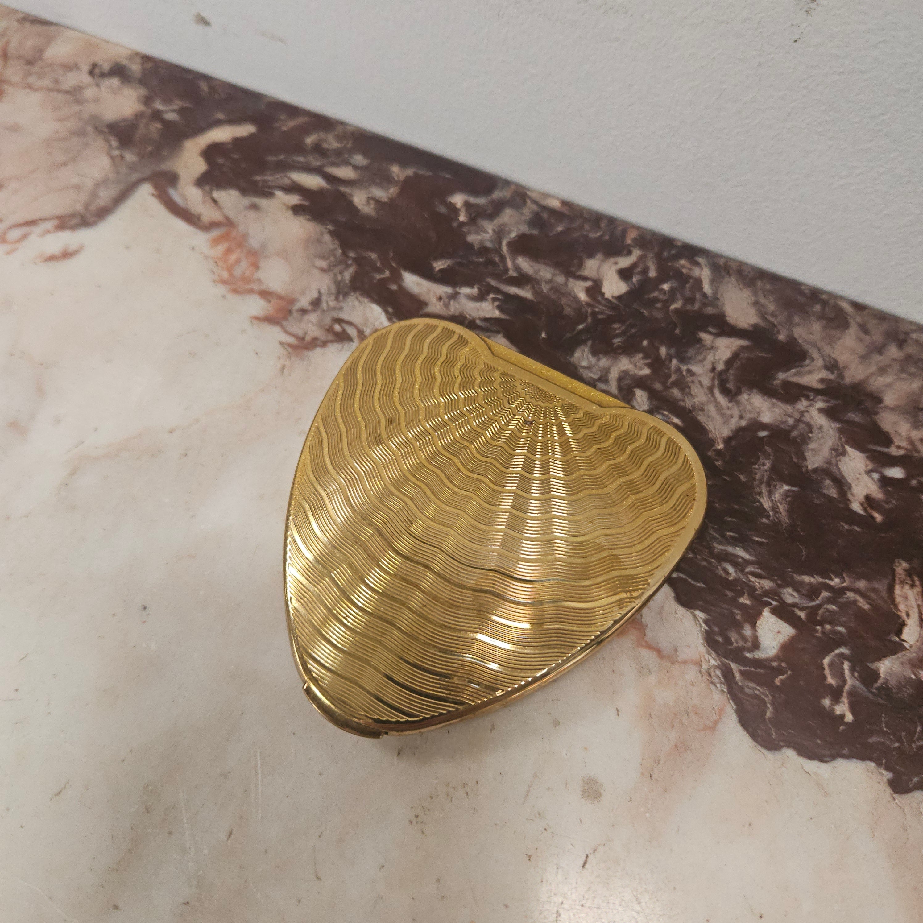"Cherie" Kigu Heart Shaped Compact. | Antique & Vintage | Moonee Ponds Antiques | Australia Wide Delivery
