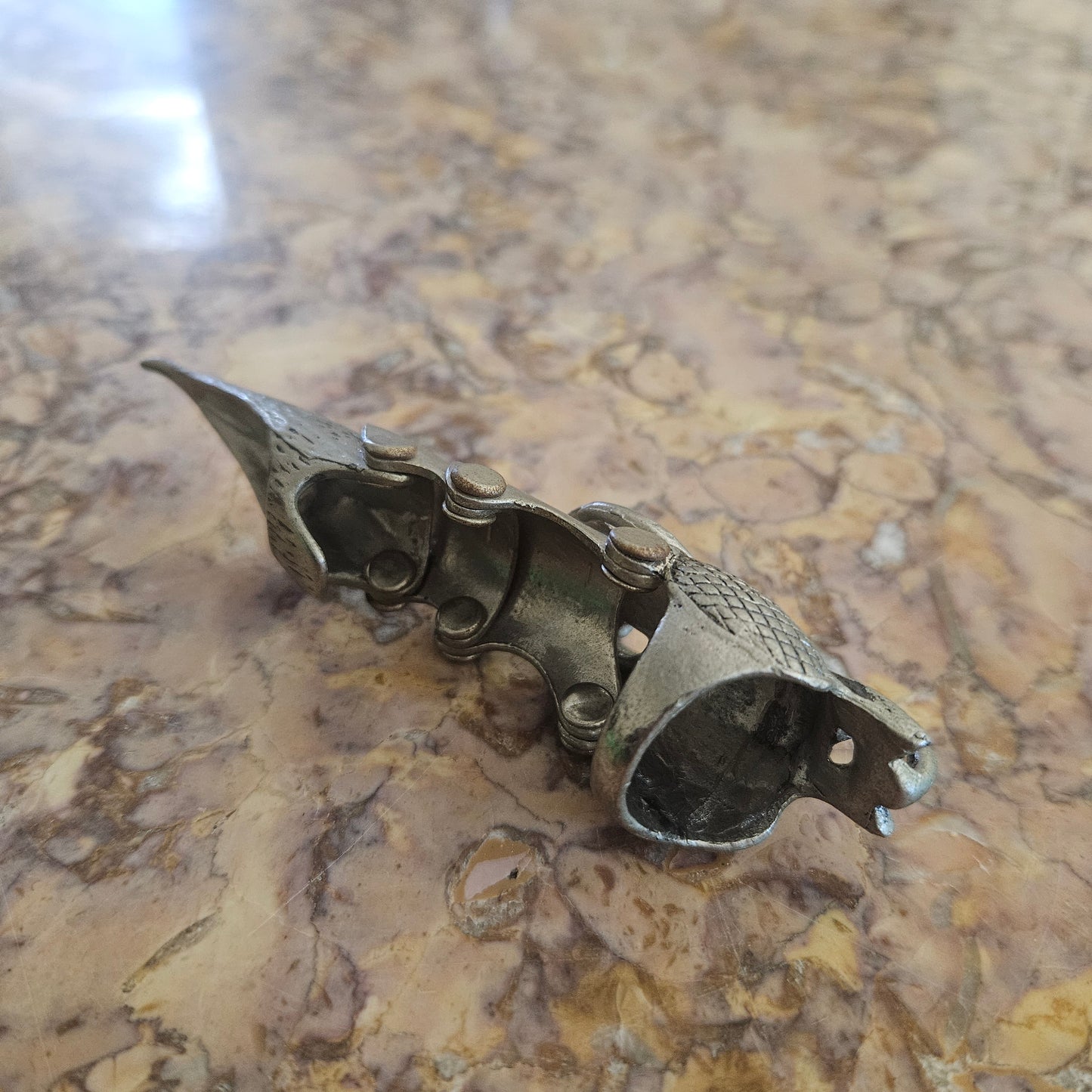 Vintage Silver Metal Gothic Full Finger Claw Ring/Pendant