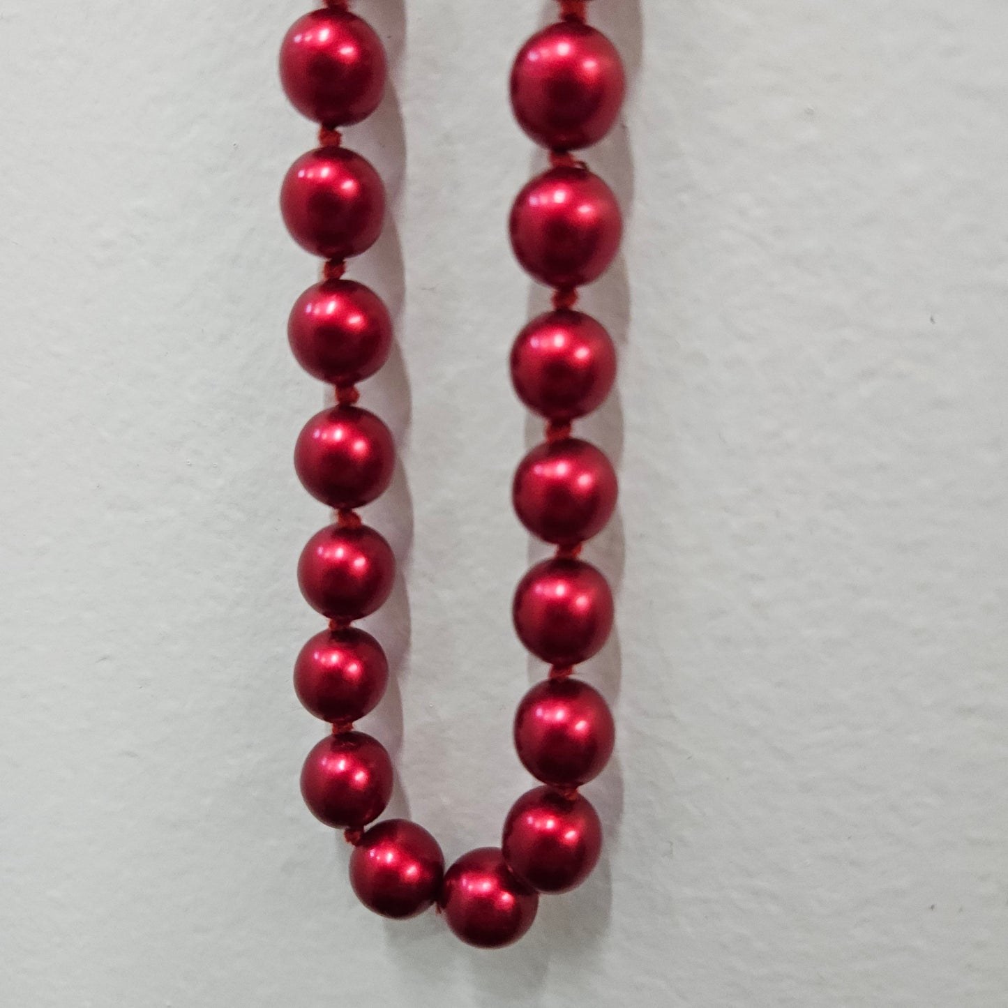 Vintage Red Glass Beads Necklace