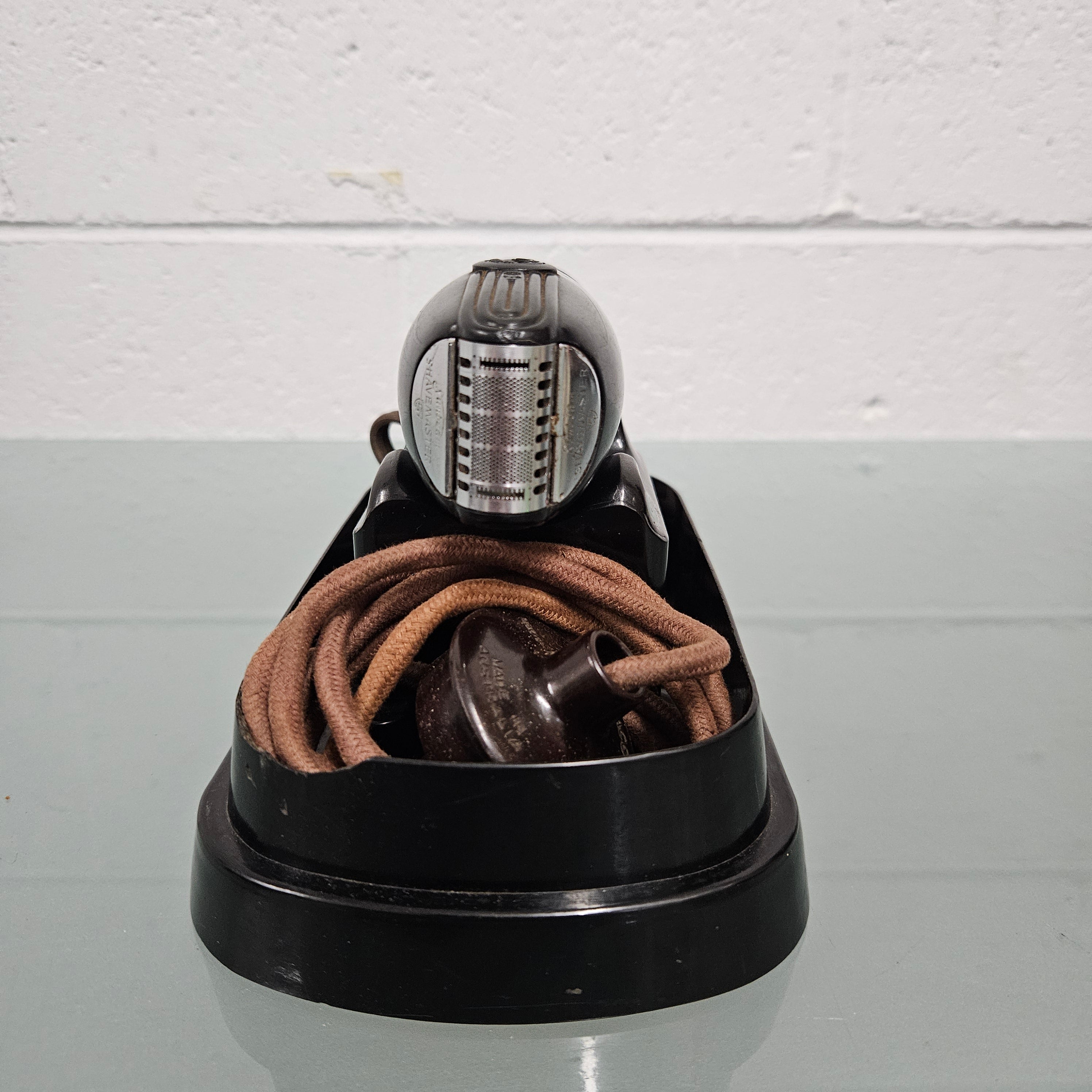 Art Deco Sunbeam Bakelite Cased Shaver | Antique & Vintage | Moonee Ponds Antiques | Australia Wide Delivery
