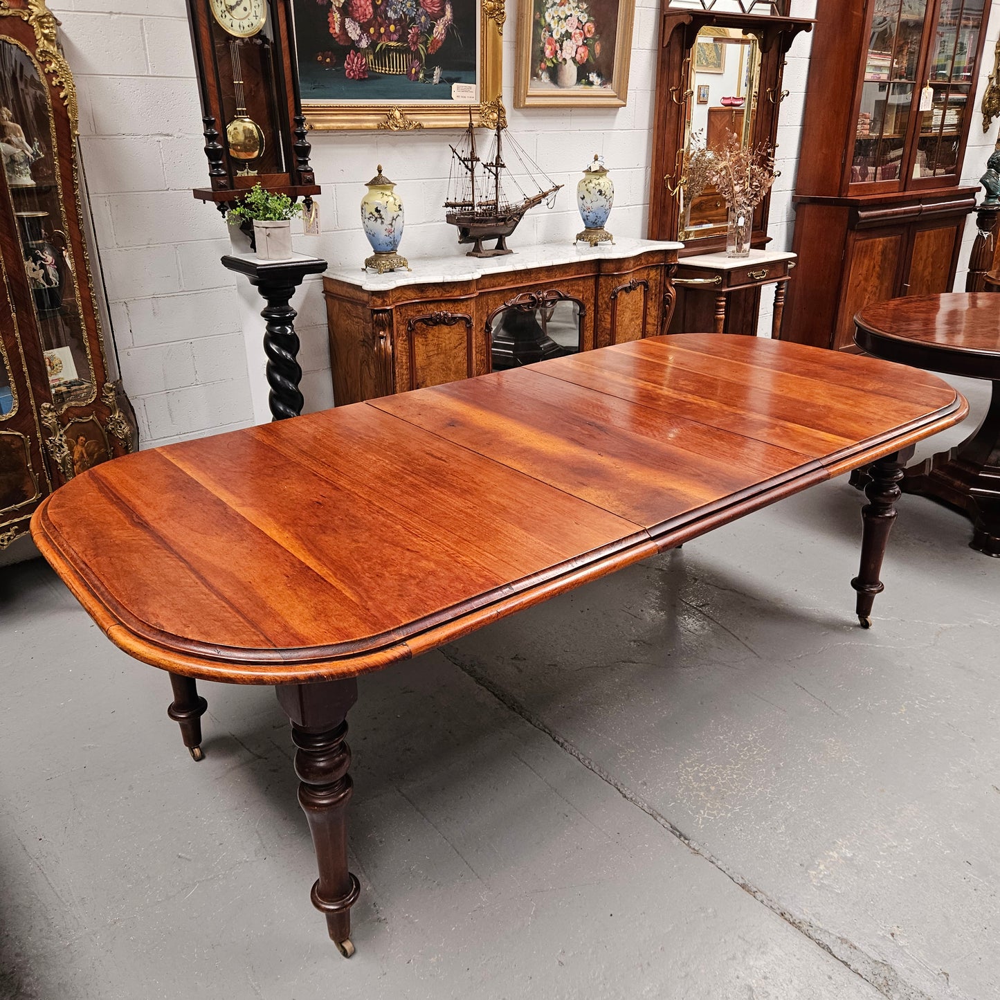Victorian Mahogany Extension Dining Table
