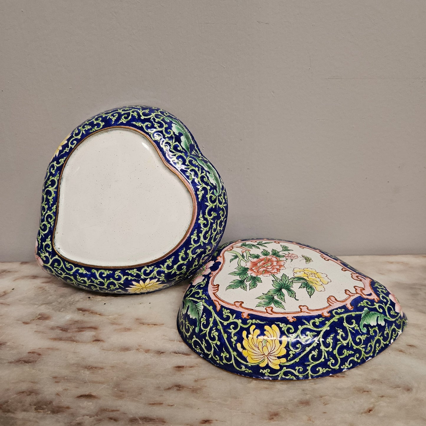 Antique Japanese Decorated Trinket Box