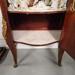 Louis 15th style 19th Century Vitrine