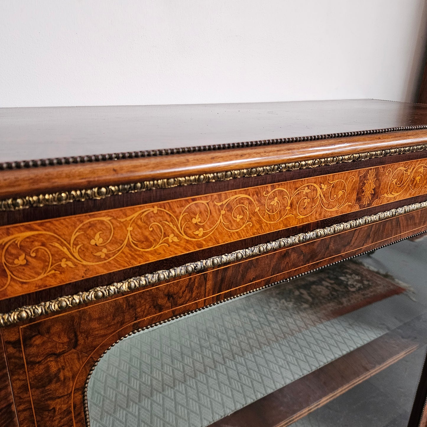 Beautiful Figured Walnut Victorian Inlaid Piers Cabinet
